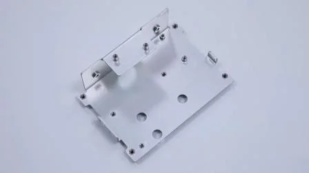 Staffa personalizzata OEM Alluminio Acciaio inossidabile Fabbricazione di lamiere di precisione Stampaggio Taglio laser Piegatura Punzonatura Parte di saldatura per elettronica/medicina